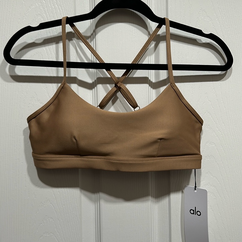 NWT Alo airlift intrigue bra size M